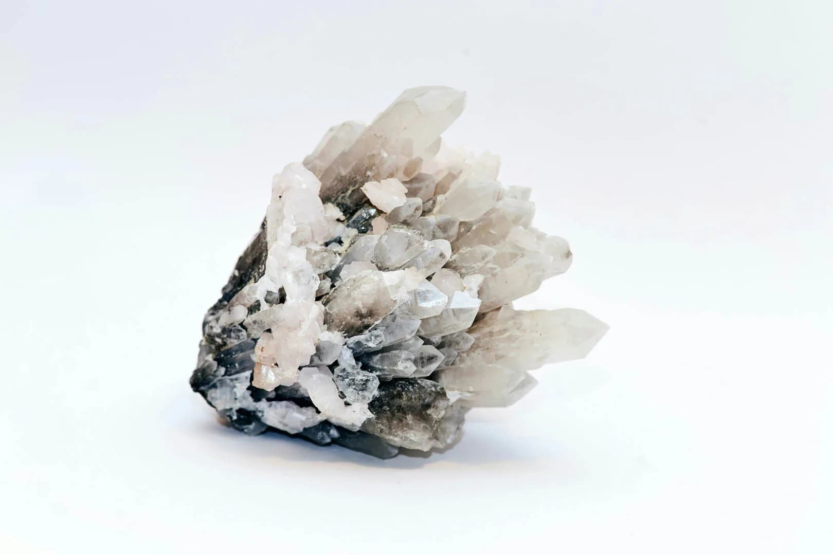 El mineral viaja hasta el punto de desaparecer